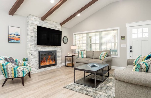 Swannanoa House | 102 m² House ∙ 2 bedrooms ∙ 6 guests