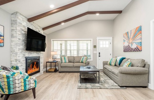 Swannanoa House | 102 m² House ∙ 2 bedrooms ∙ 6 guests
