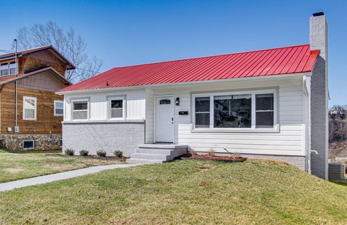 Asheville House | 102 m² House ∙ 3 bedrooms ∙ 7 guests