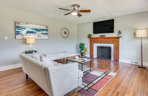Asheville House | 102 m² House ∙ 3 bedrooms ∙ 7 guests