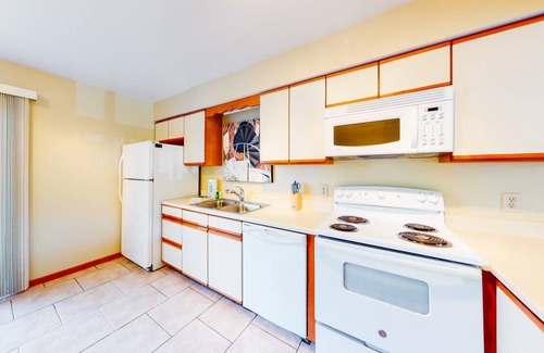 Sea Acres House | 107 m² House ∙ 2 bedrooms ∙ 6 guests
