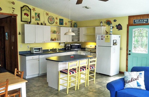 Sea Acres House | 107 m² House ∙ 3 bedrooms ∙ 7 guests