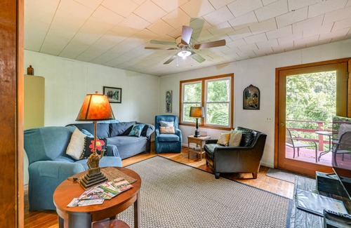 Robbinsville House | 111 m² House ∙ 2 bedrooms ∙ 5 guests