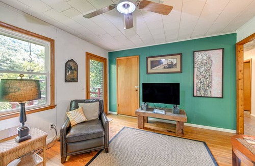 Robbinsville House | 111 m² House ∙ 2 bedrooms ∙ 5 guests