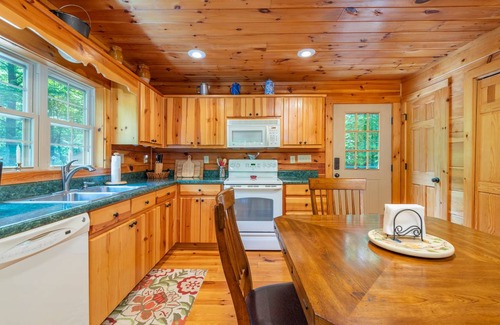 Old Fort Cabin | 117 m² Cabin ∙ 2 bedrooms ∙ 6 guests