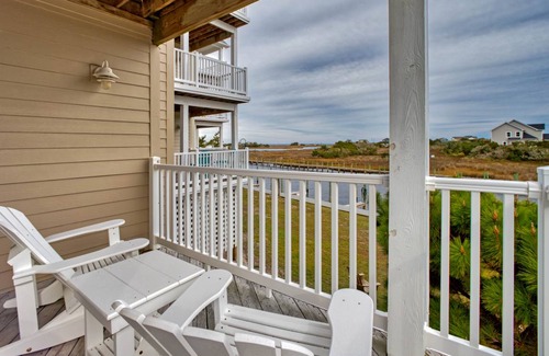 Hatteras Condo | 118 m² Condo ∙ 2 bedrooms ∙ 4 guests