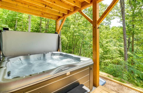 Hendersonville House | 118 m² House ∙ 3 bedrooms ∙ 6 guests
