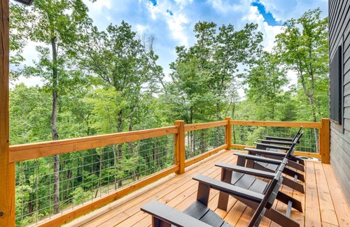 Hendersonville House | 118 m² House ∙ 3 bedrooms ∙ 6 guests
