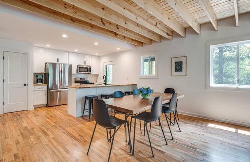 Hendersonville House | 118 m² House ∙ 3 bedrooms ∙ 6 guests