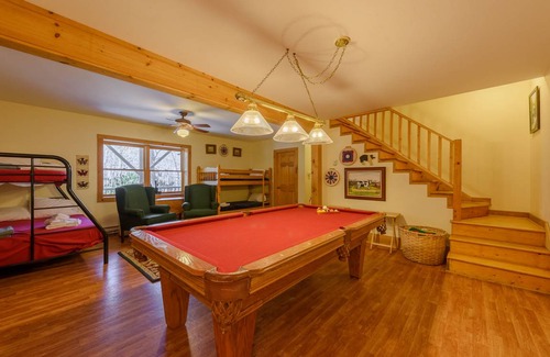 Seven Devils Cabin | 120 m² Cabin ∙ 3 bedrooms ∙ 12 guests