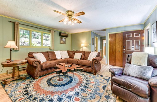 Maggie Valley Cottage | 120 m² Cabin ∙ 2 bedrooms ∙ 6 guests