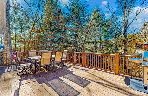 Lake Junaluska House | 121 m² House ∙ 4 bedrooms ∙ 9 guests