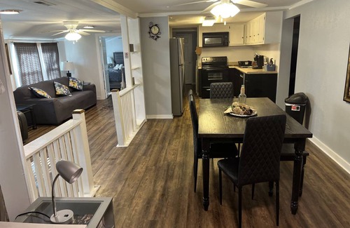 New Bern House | 122 m² House ∙ 3 bedrooms ∙ 6 guests