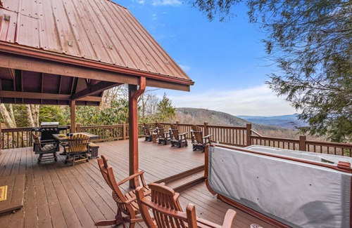 Blowing Rock Cabin | 124 m² Cabin ∙ 2 bedrooms ∙ 4 guests