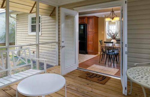 Pineville House | 125 m² House ∙ 3 bedrooms ∙ 6 guests