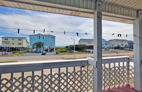 Holden Beach House | 125 m² House ∙ 4 bedrooms ∙ 9 guests