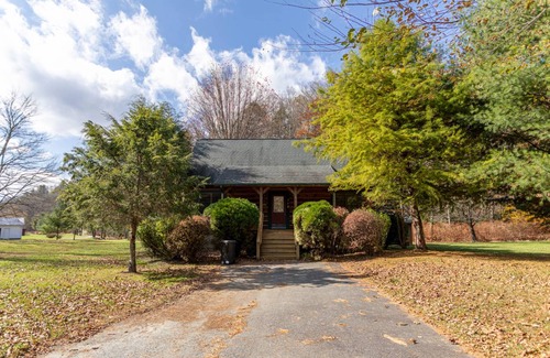 Boone Cabin | 127 m² Cabin ∙ 2 bedrooms ∙ 6 guests