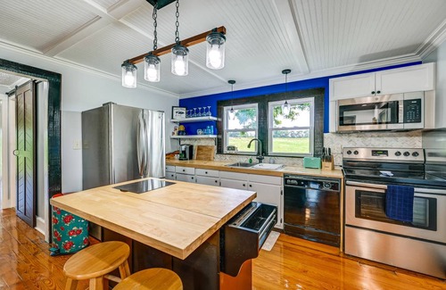 Elkin House | 130 m² House ∙ 2 bedrooms ∙ 6 guests