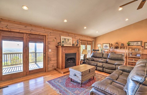Bostic House | 130 m² House ∙ 3 bedrooms ∙ 8 guests
