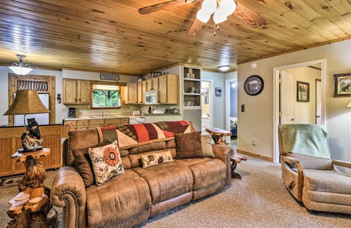 Robbinsville House | 130 m² House ∙ 3 bedrooms ∙ 8 guests