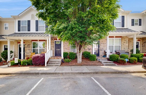 Winston - Salem House | 130 m² House ∙ 2 bedrooms ∙ 4 guests