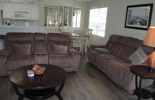 Calabash Apartment | 1304M condo
