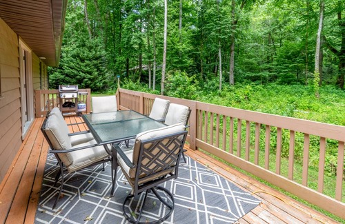 Cullowhee House | 133 m² House ∙ 3 bedrooms ∙ 6 guests