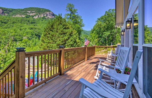 Chimney Rock Cottage | 135 m² Cabin ∙ 2 bedrooms ∙ 8 guests