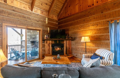 Boone Cabin | 138 m² Cabin ∙ 2 bedrooms ∙ 6 guests