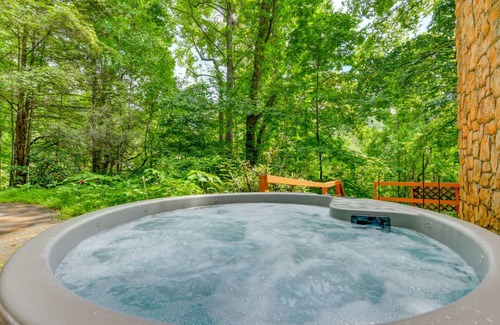 Waynesville Apartment | 139 m² Apartment ∙ 2 bedrooms ∙ 6 guests