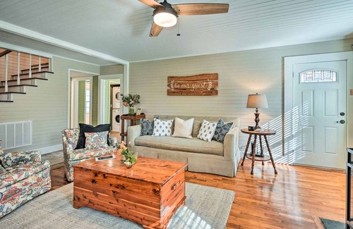 Browns Summit Cottage | 139 m² Cabin ∙ 3 bedrooms ∙ 8 guests