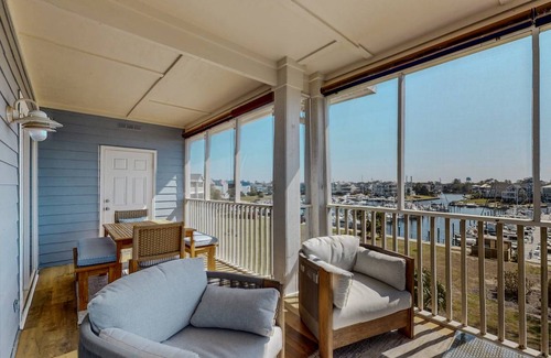 St. James Condo | 139 m² Condo ∙ 3 bedrooms ∙ 6 guests