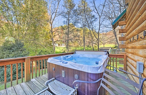 Bryson City House | 139 m² House ∙ 3 bedrooms ∙ 7 guests