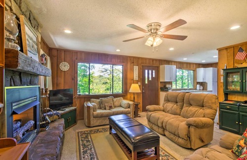 Robbinsville House | 139 m² House ∙ 5 bedrooms ∙ 11 guests