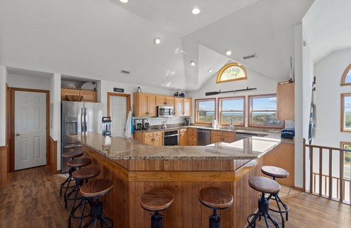 Whalehead Beach House | 1399 - Ocean's Grace 8-bed 7.5-bath semi-oceanfront Corolla NC pet friendly private pool sleeps 22