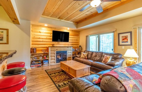 Cullowhee House | 140 m² House ∙ 5 bedrooms ∙ 8 guests