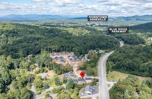 Asheville House | 140 m² House ∙ 6 bedrooms ∙ 16 guests