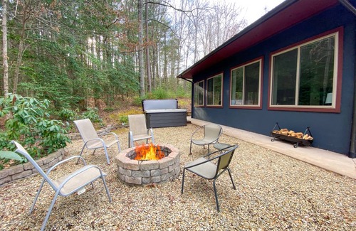Bent Creek House | 143 m² House ∙ 3 bedrooms ∙ 6 guests