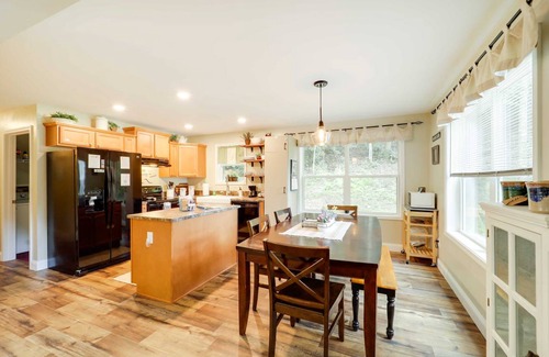 Elk Park House | 143 m² House ∙ 3 bedrooms ∙ 10 guests