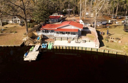 Brices Creek House | 143 m² House ∙ 3 bedrooms ∙ 8 guests