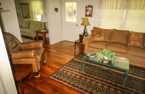 Crumpler House | 144 m² House ∙ 3 bedrooms ∙ 6 guests