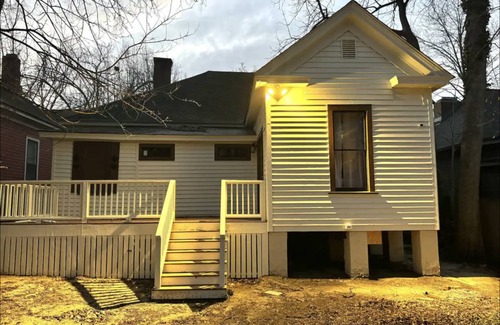 Historic Oakwood House | 144 m² House ∙ 3 bedrooms ∙ 6 guests