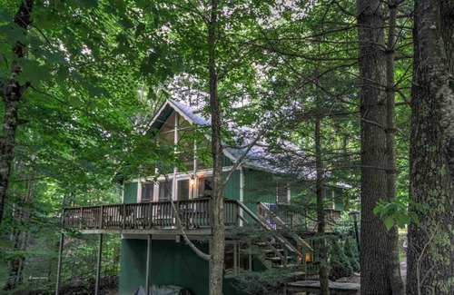 Charter Hills Ski Chalet | 148 m² Chalet ∙ 3 bedrooms ∙ 8 guests