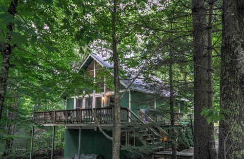 Charter Hills Ski Chalet | 148 m² Chalet ∙ 3 bedrooms ∙ 8 guests