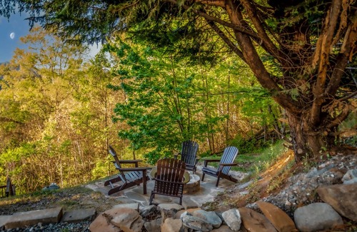 Bryson City House | 148 m² House ∙ 3 bedrooms ∙ 6 guests