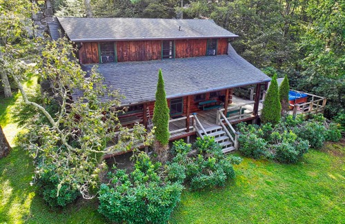 Newland Cabin | 149 m² Cabin ∙ 2 bedrooms ∙ 4 guests