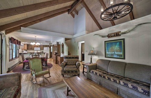 Bryson City House | 152 m² House ∙ 3 bedrooms ∙ 8 guests