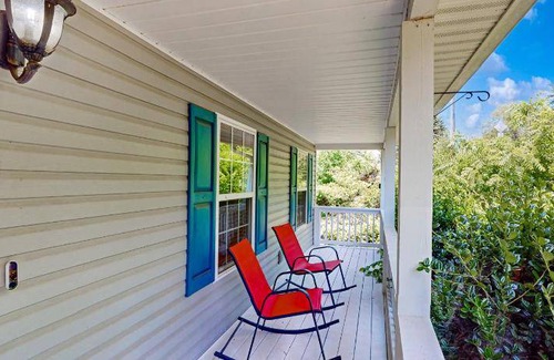 Weaverville House | 154 m² House ∙ 3 bedrooms ∙ 6 guests