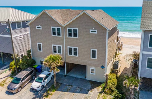 Surf City House | 156 m² House ∙ 4 bedrooms ∙ 8 guests