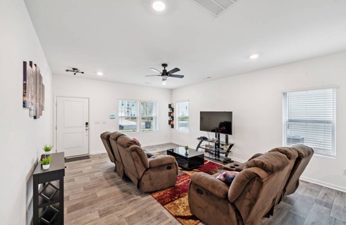 Dallas House | 157 m² House ∙ 3 bedrooms ∙ 6 guests